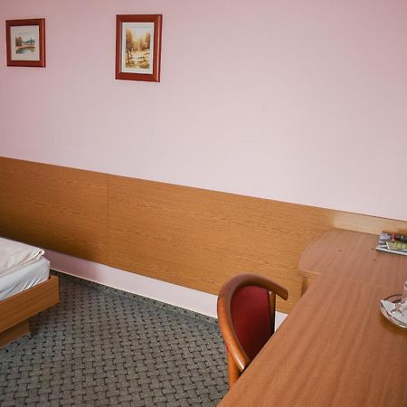Hotel U Jiriho Humpolec Luaran gambar